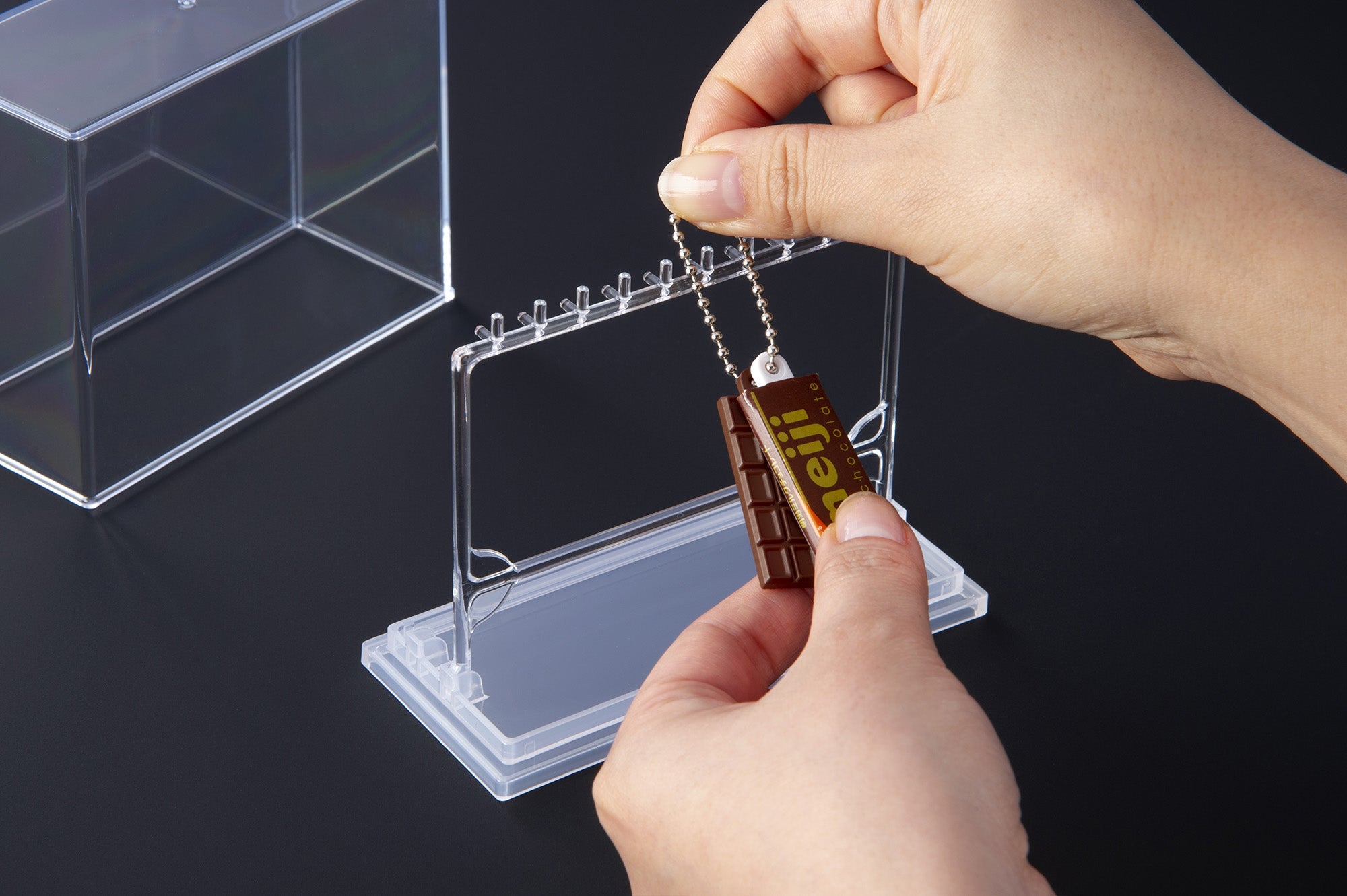 Inomata Gacha Keychain Capsule Toy Display Case